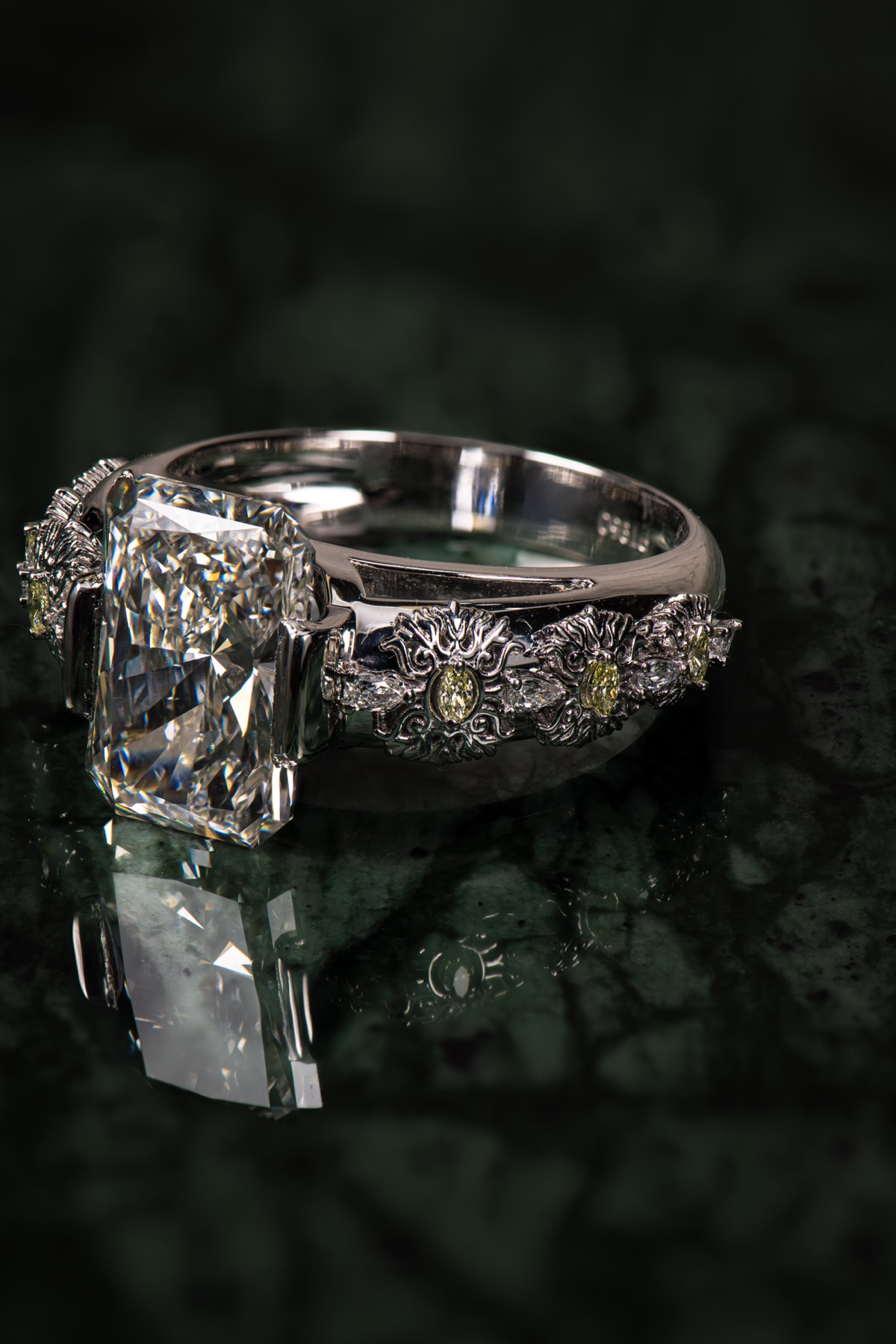 Fulminare — radiant diamond engagement ring